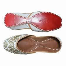 Ethnic Leather Party Wear Ladies Footwear